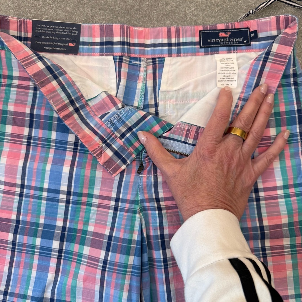 Vineyard Vines Surf View Plaid Club Shorts Bahama Breeze Boys Size 18 NWT - Picture 6 of 10